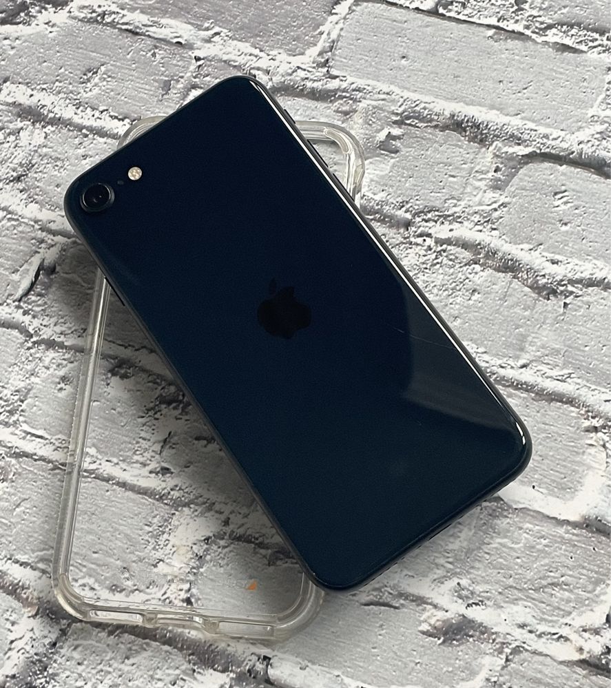 iPhone SE 2022 Midnight Neverlock