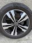 Kola Mercedes GLB z oponami 235/55R18