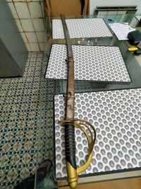 Espada antiga de coleção datada 1880