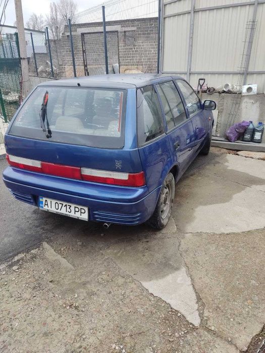 Suzuki SWIFT 1996 1.0L (3 циліндровий) МКПП 5-дв. хатчбек