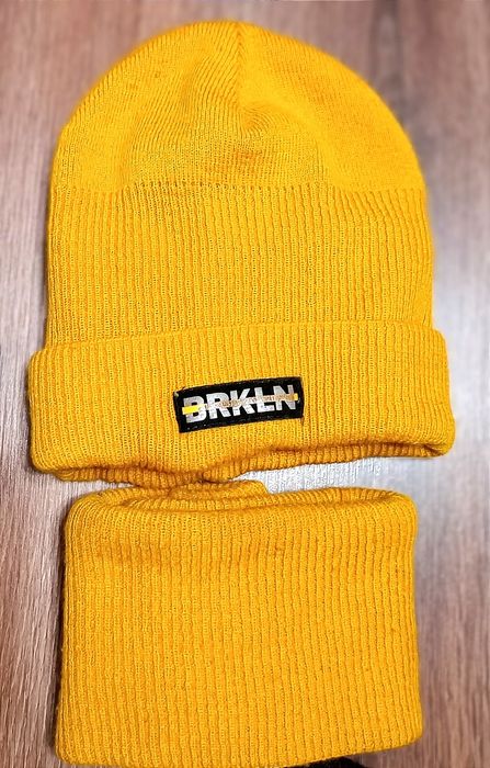 Теплая  шапка демисезонные и зима