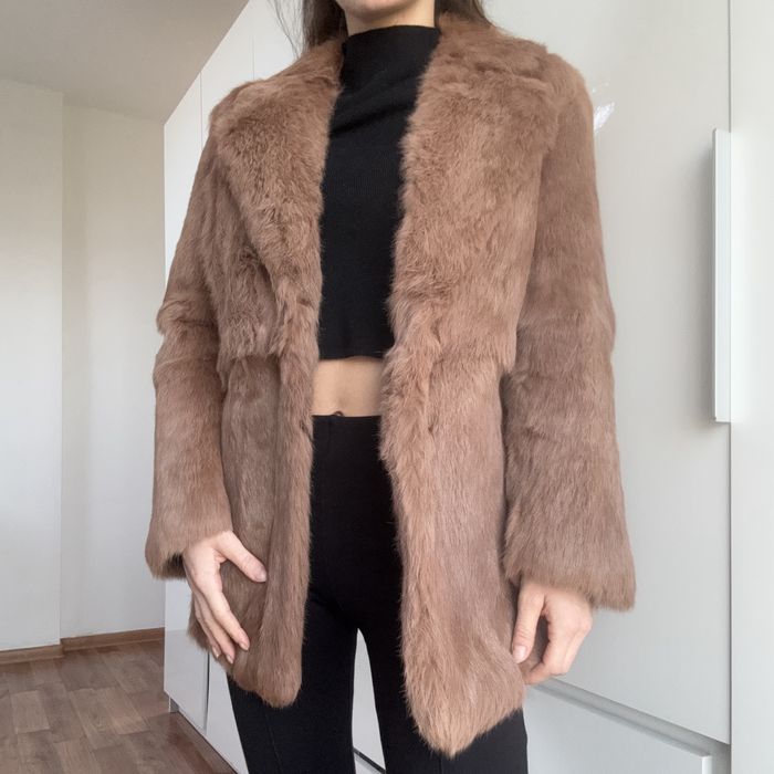 Brązowe futro futerko