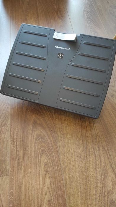Fellowes Apoio para os pés ajustável com Microban Office Suites