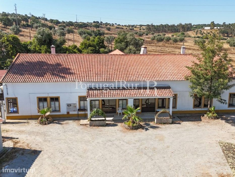 Quinta para eventos com 2,5ha em Montemor-o-Novo