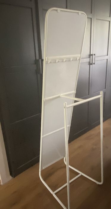 LUSTRO stojące IKEA seria KNAPPER.