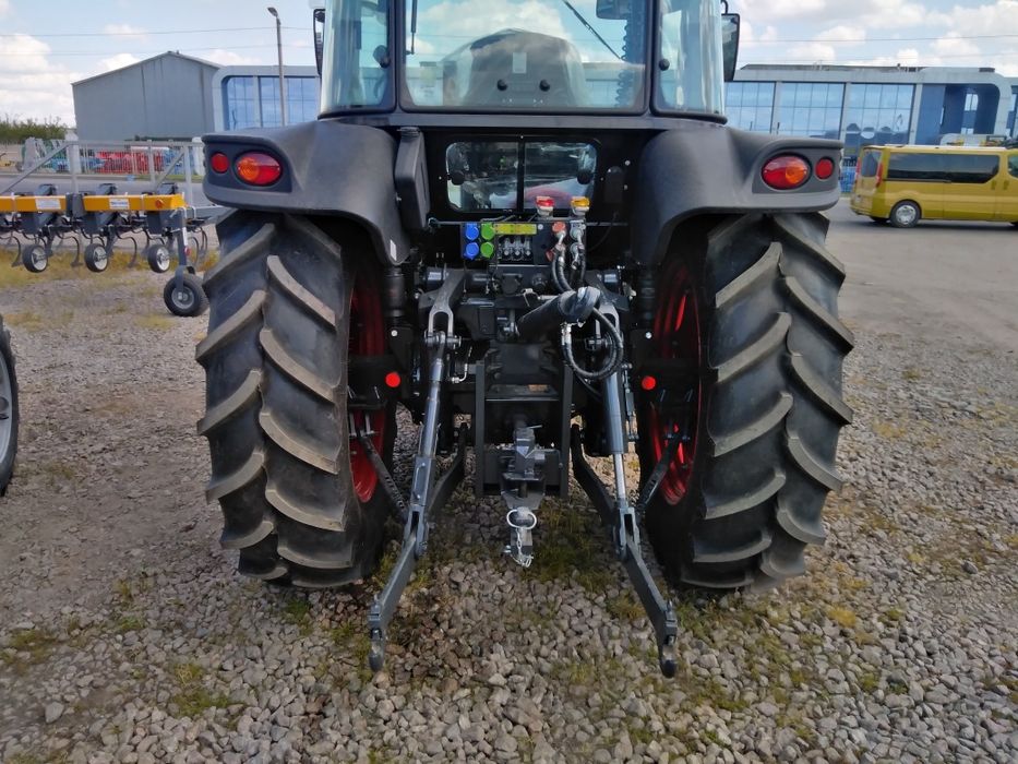 Трактор 110 к.с. ArmaTrac 1104 LUX Арматрак замість МТЗ 82 YTO LOVOL