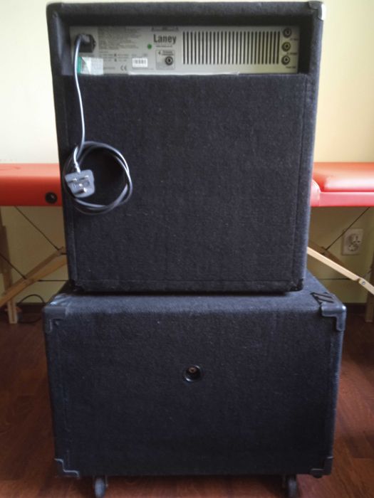 Комбопідсилювач "Laney RB4" evo1 (потужністю 165 W).