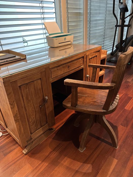 Secretária de época - Arte Nova