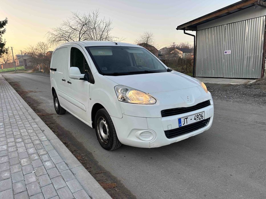 Продам пежо партнер 1.6 дизель