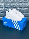 Женские кроссовки Adidas Белые кожаные кроссовки Адидас на липучках