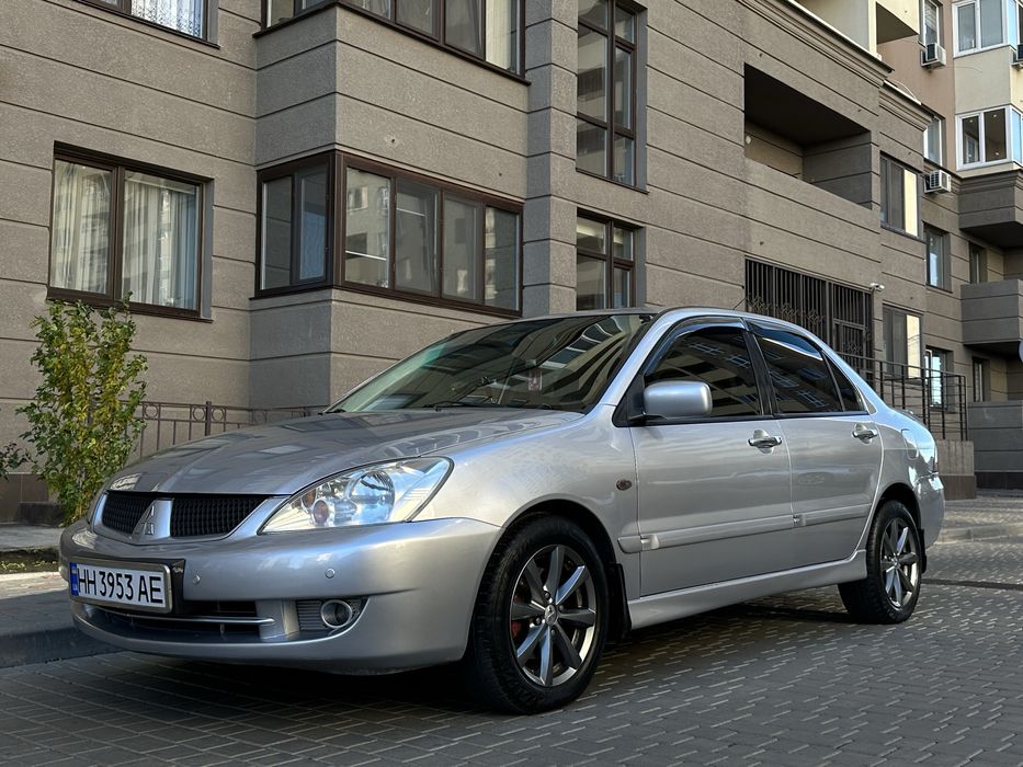 Продам Mitsubishi Lanser 9 1.6 автомат