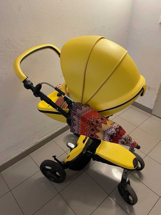 MimaXari Żółty wózek dziecięcy z wieloma akcesoriami *Limited Edition*