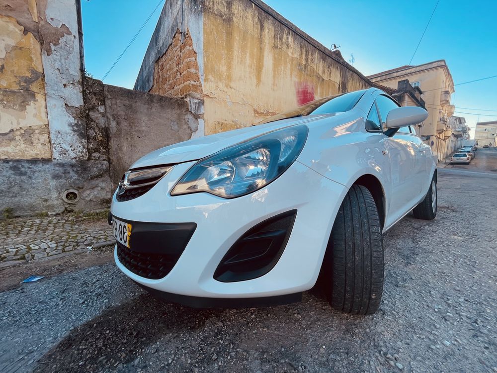 Opel corsa van 1.3 cdti de 2014 comercial AC