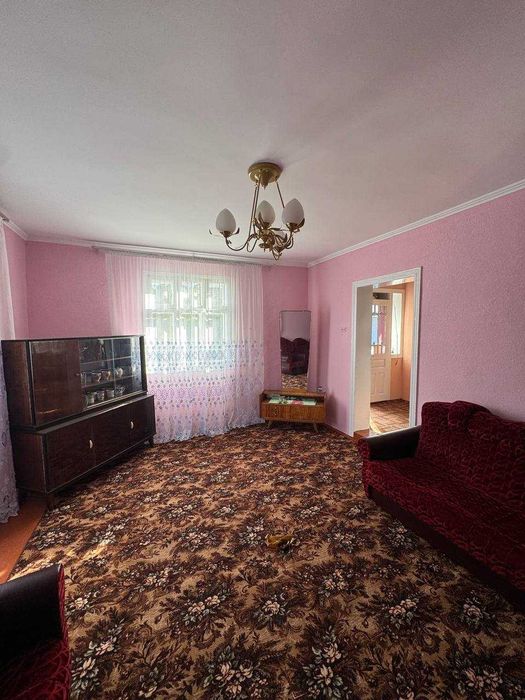 Продаж житлового будинку у с. Великий Кучурів (на межі з Тисовцем)