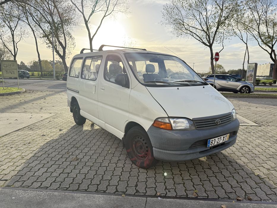 Toyota hiace d4d 9 lugares