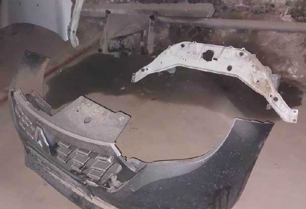 Фургон RENAULT Dokker, після ДТП