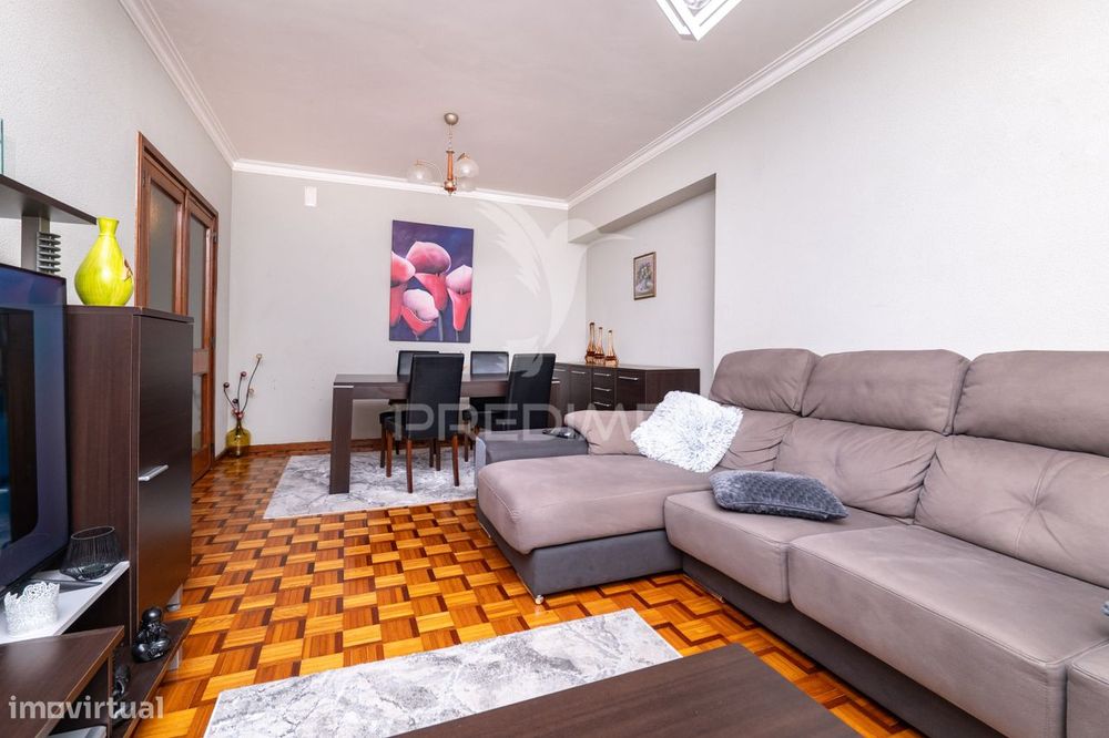 Apartamento T3 equipado e mobilado, localizado em Terras de Bouro.