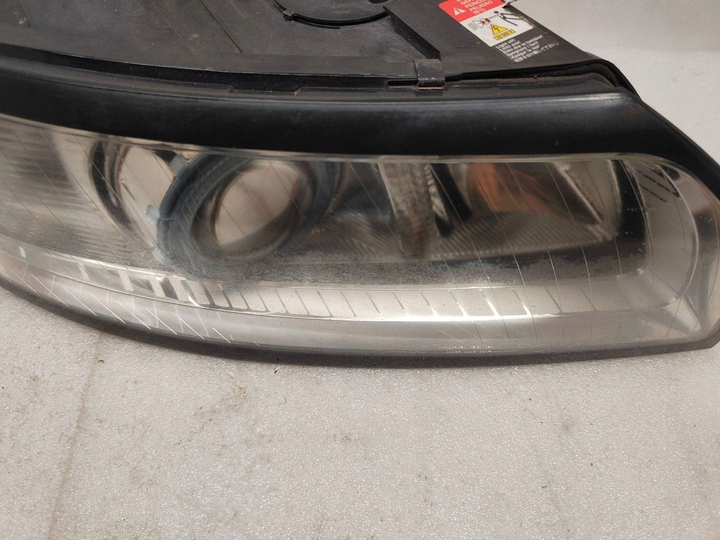VOLVO S40 V50 LIFT XENON Przód strona prawa 31265699