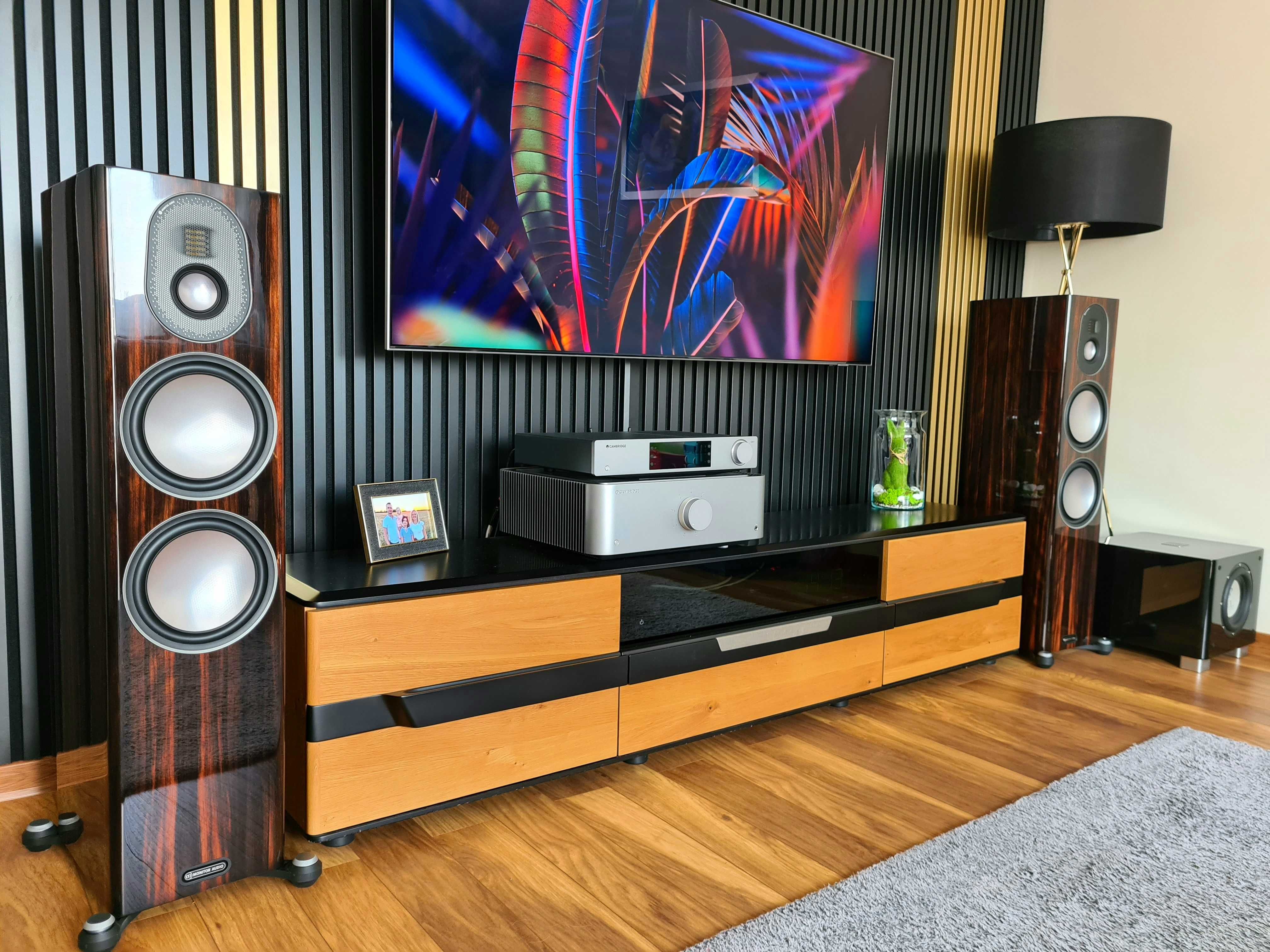 Wzmacniacz zintegrowany Cambridge Audio Edge A