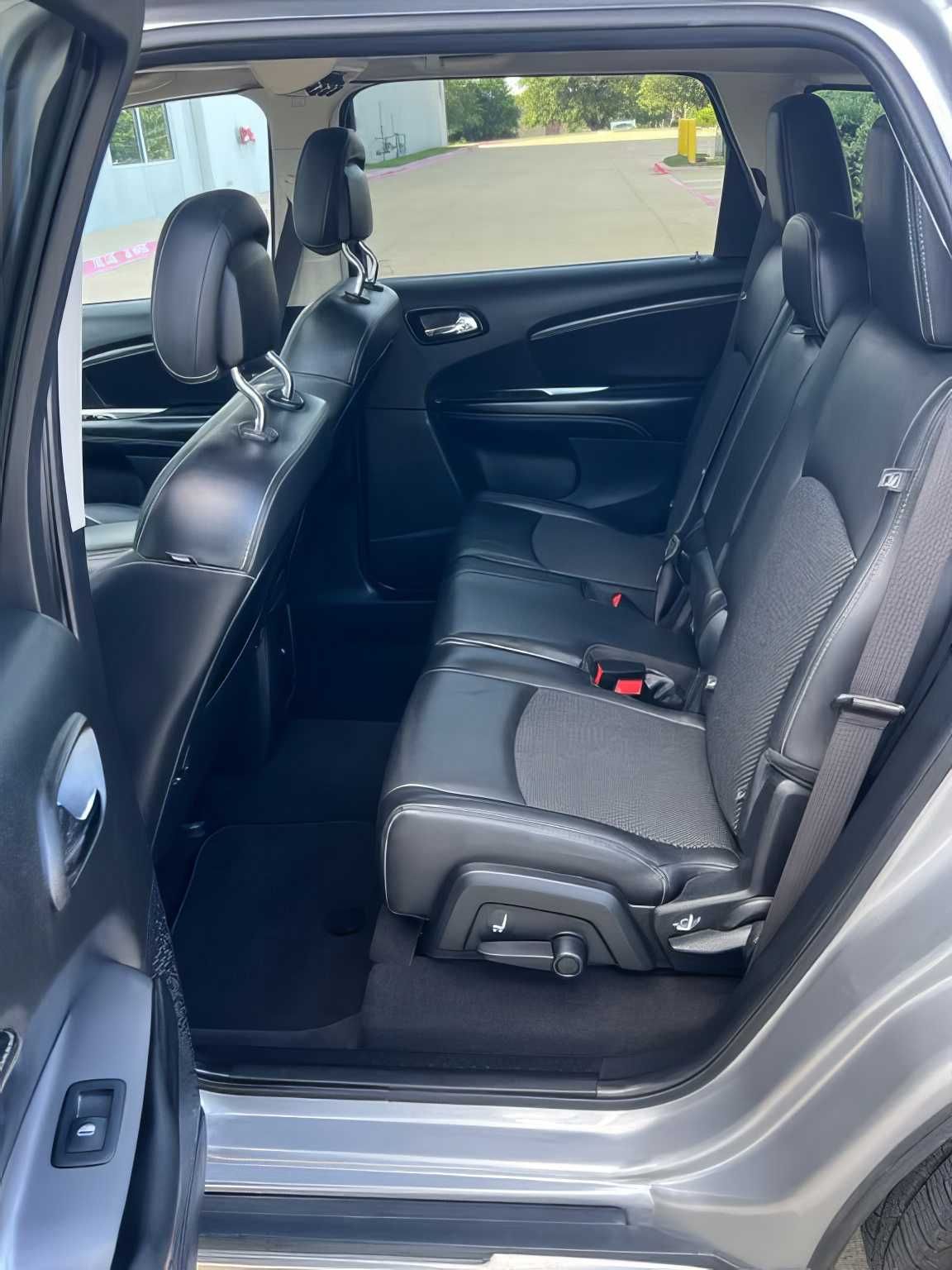 2020 Dodge Journey Crossroad