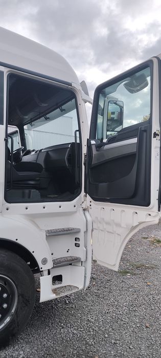 MAN 26 440 2013р ман свіжопригнаний трьох осний тягач