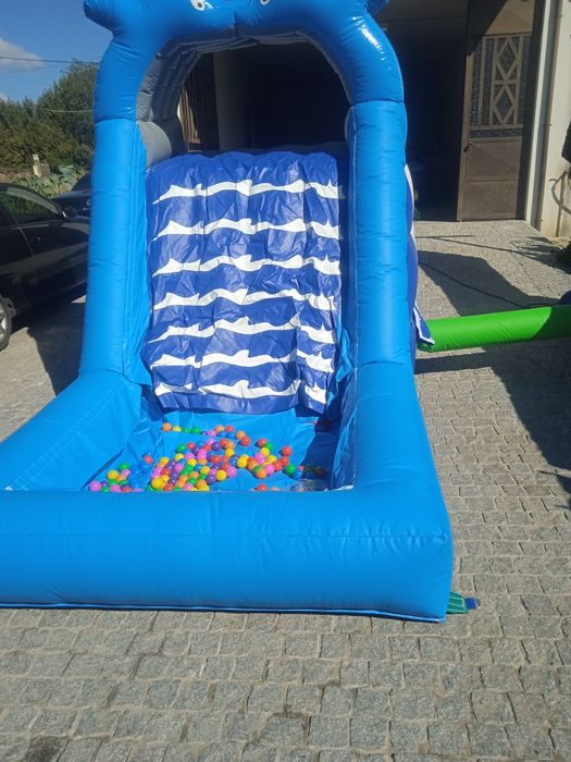 Insuflável PVC com piscina