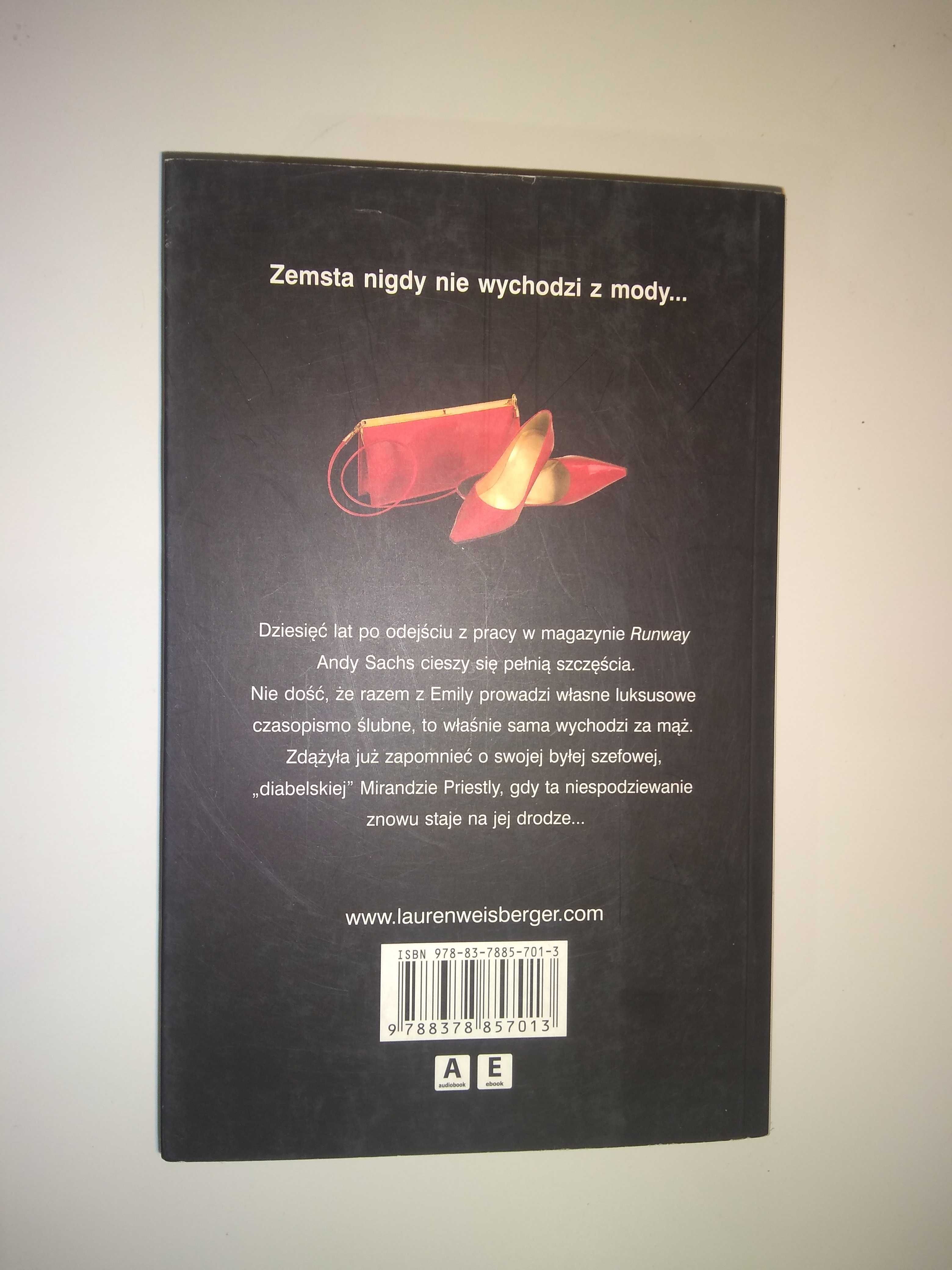 Dobra książka - Zemsta ubiera się u Prady L.Weisberger (P17)