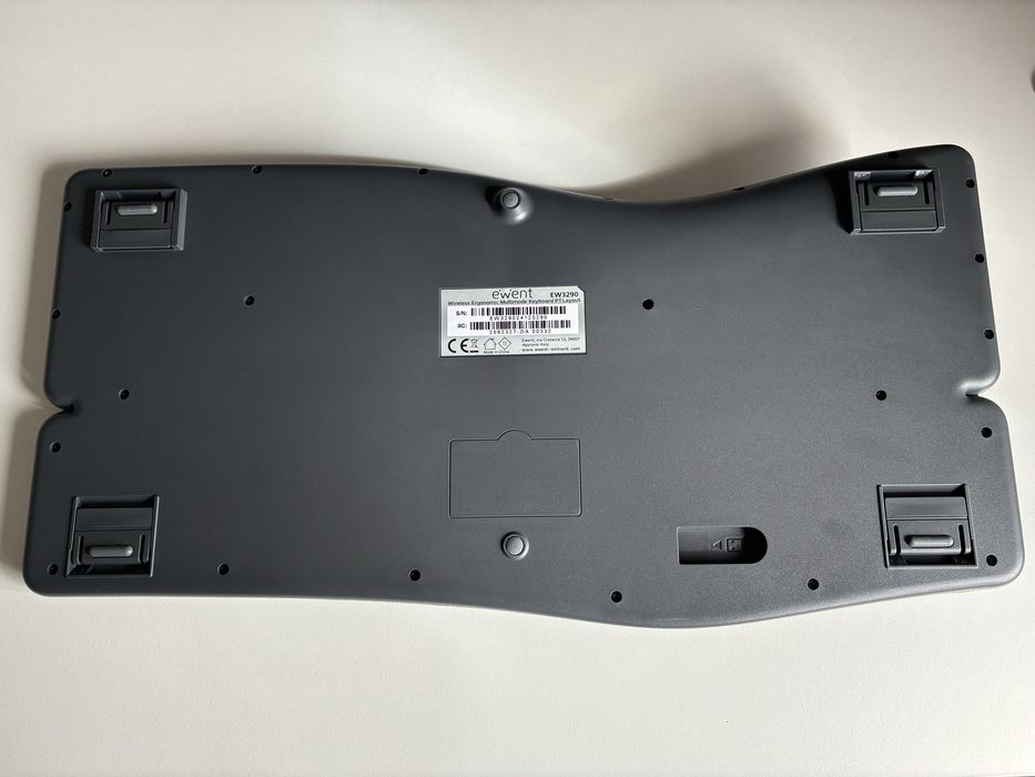 Ewent EW3290 Ergonomic Keyboard, Bluetooth & 2.4 GHz, Black64551488335875121