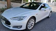 Tesla Model S 90D