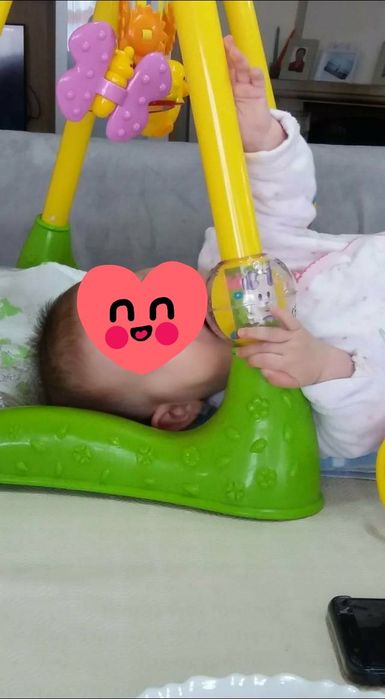 Ginásio baby Clementoni