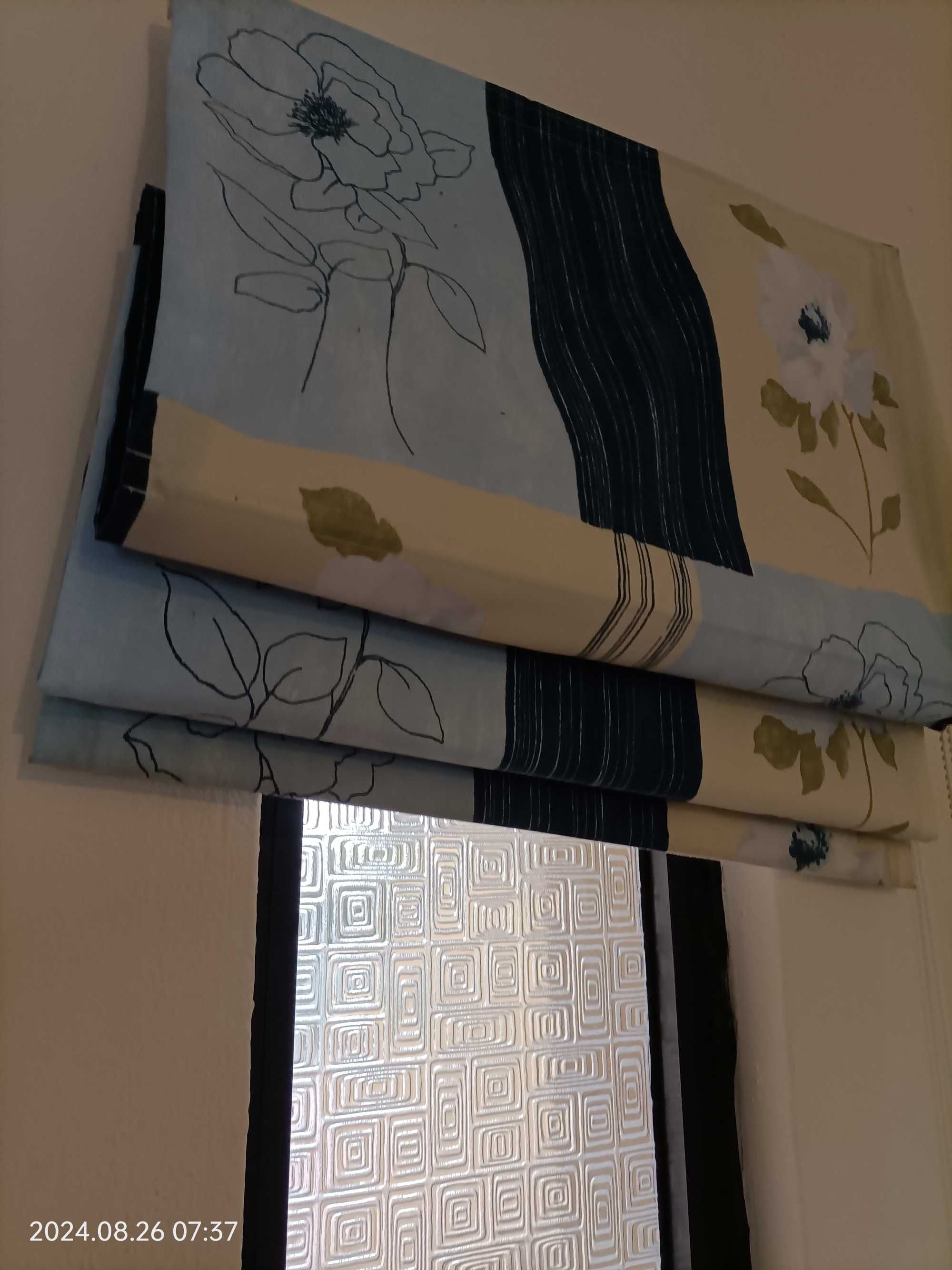 Cortinados e almofadas