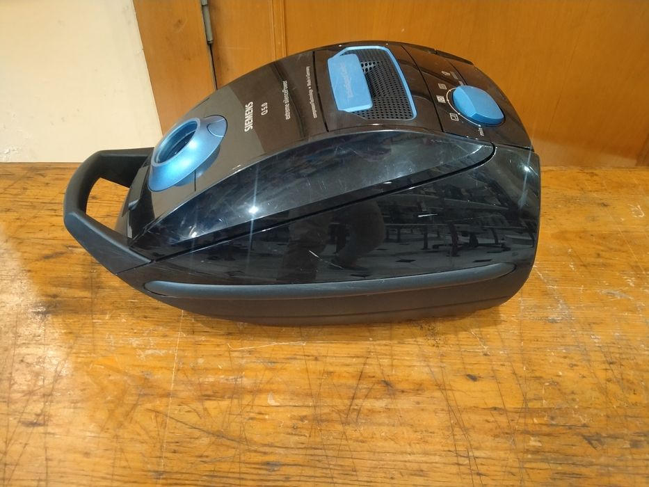 Пылесос Siemens Q5 VSQ5X1230/10