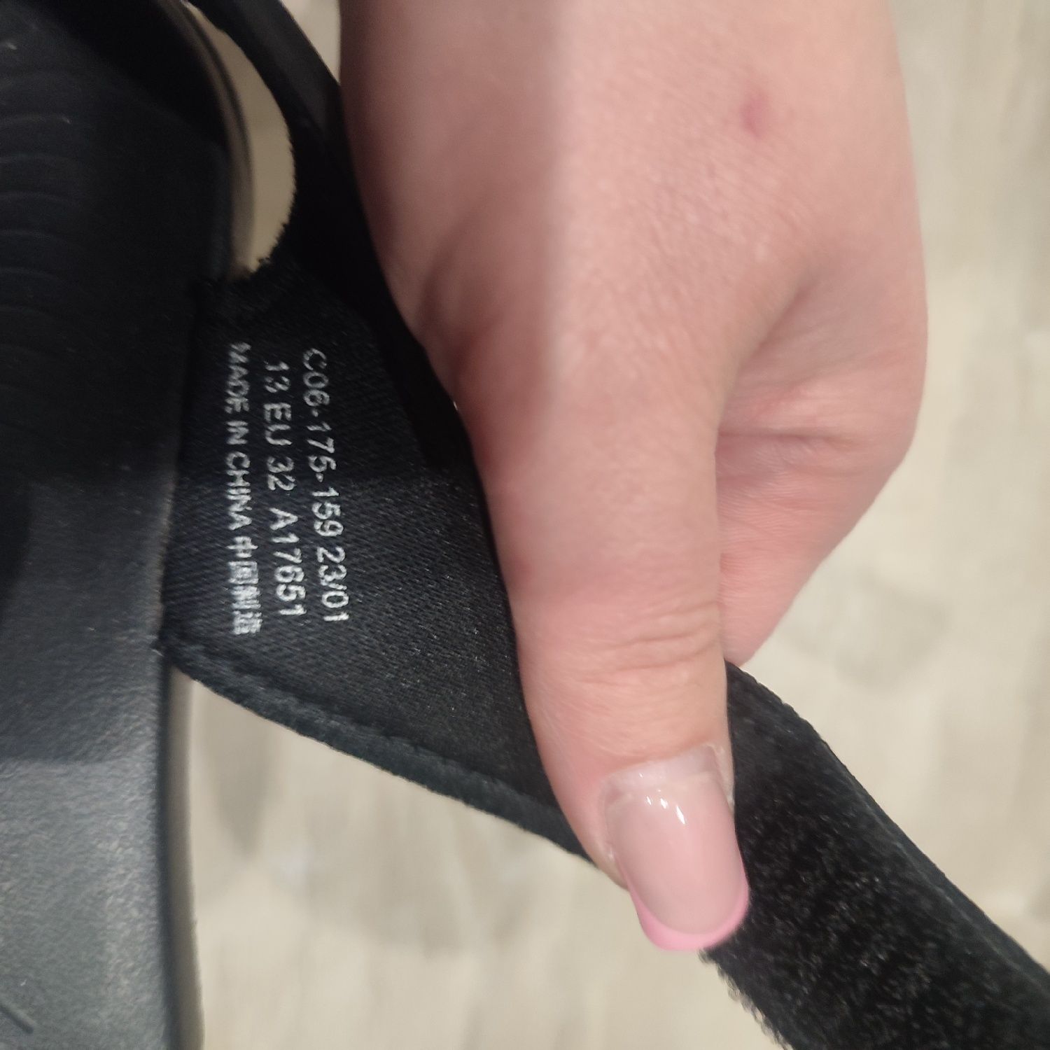 Тапи Nike 28р.   .