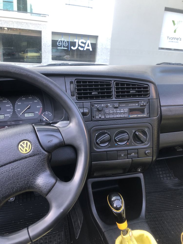 Vw golf 3 cabriolet 1.8 colour concept