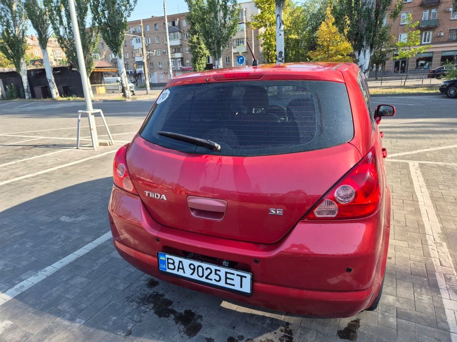 Продам Nissan Tiida