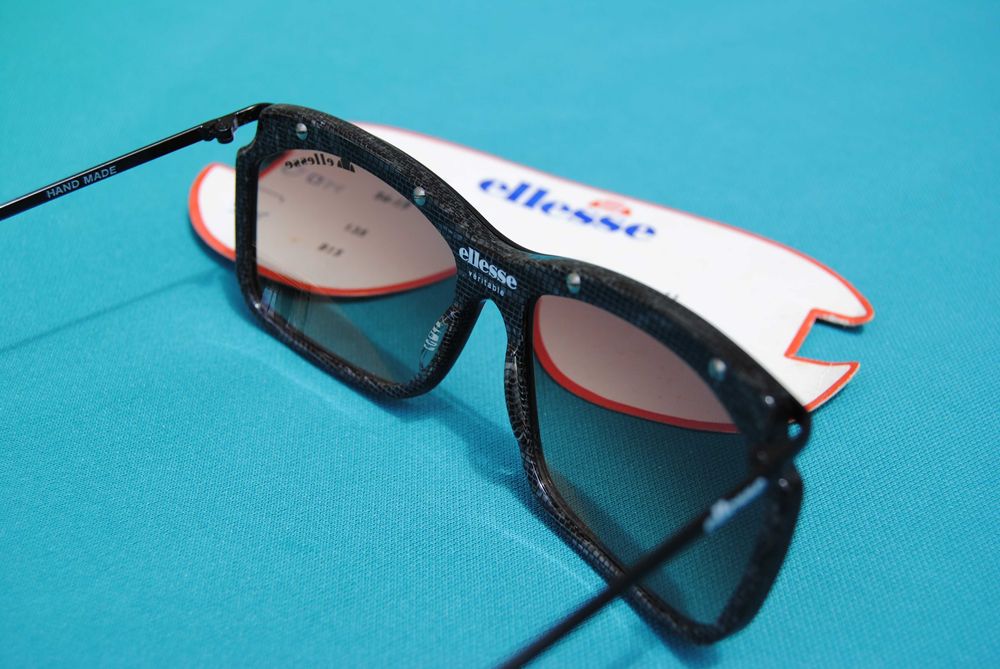 Óculos de sol vintage Ellesse modelo LS Cinema