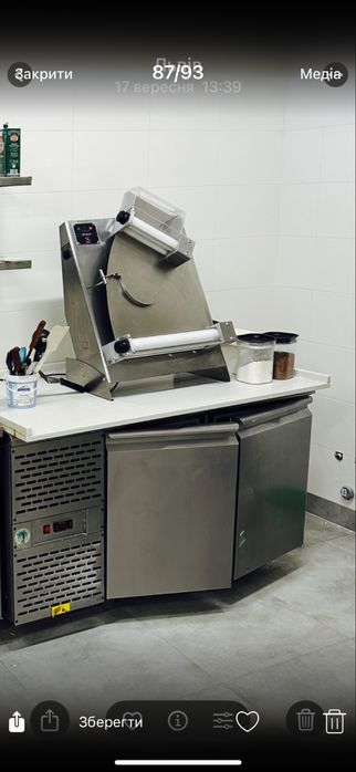 Холодильний стіл для піци виробник Польща