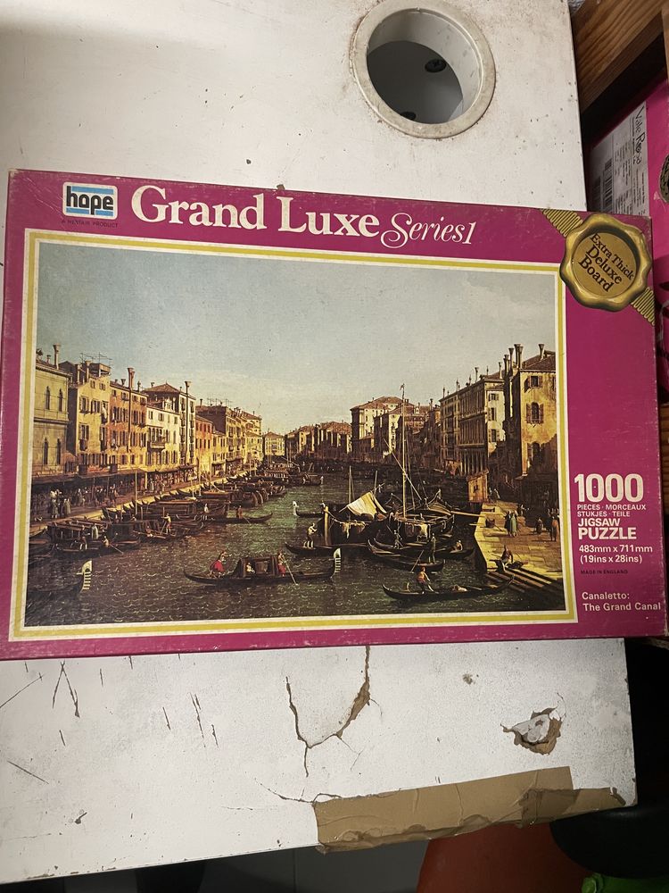 puzzle 1000 peças como novo e completo