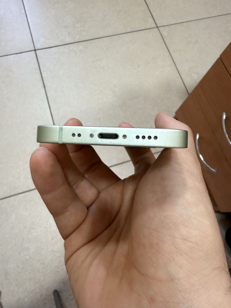 Іphone 12 mini ,не дорого.