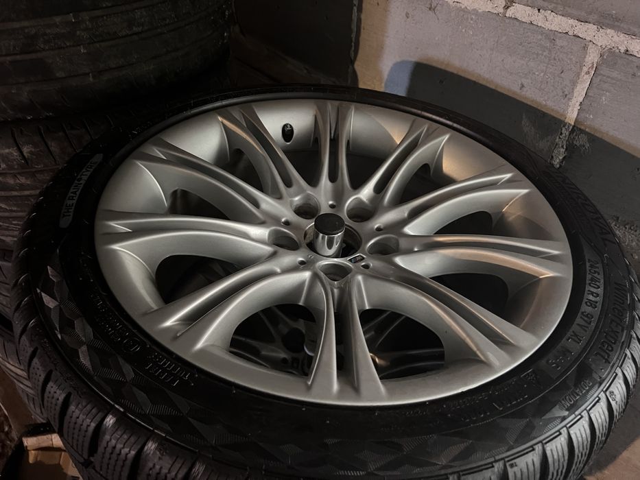 R18 5x120 bmw Alufelgi m-pakiet wklęsłe OE opony 2 letnie