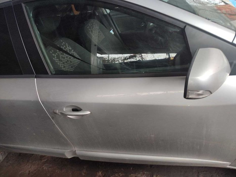 Дверь/Двери Renault Megan 3 2011 універсал