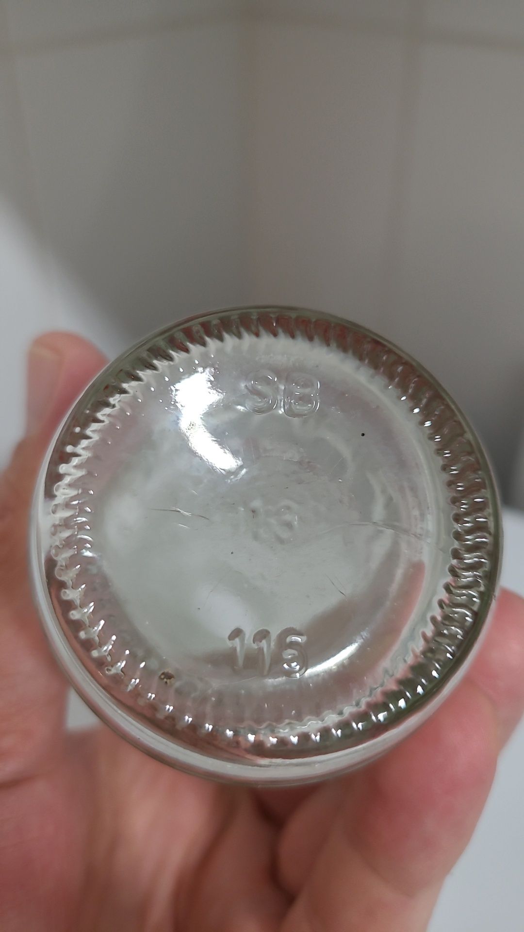 Garrafa pirogravada da marca Tri Naranjus