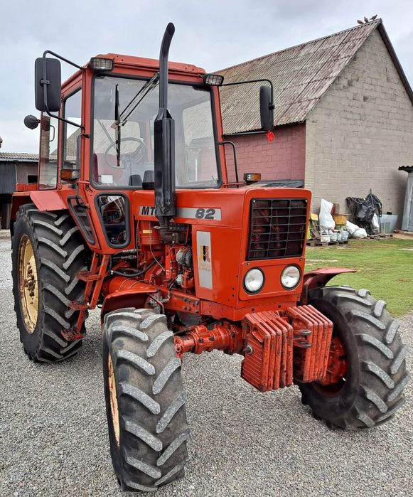 MTZ 82 .