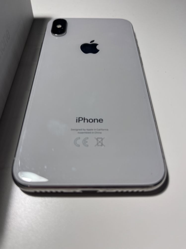 iPhone X 10 64GB Silver