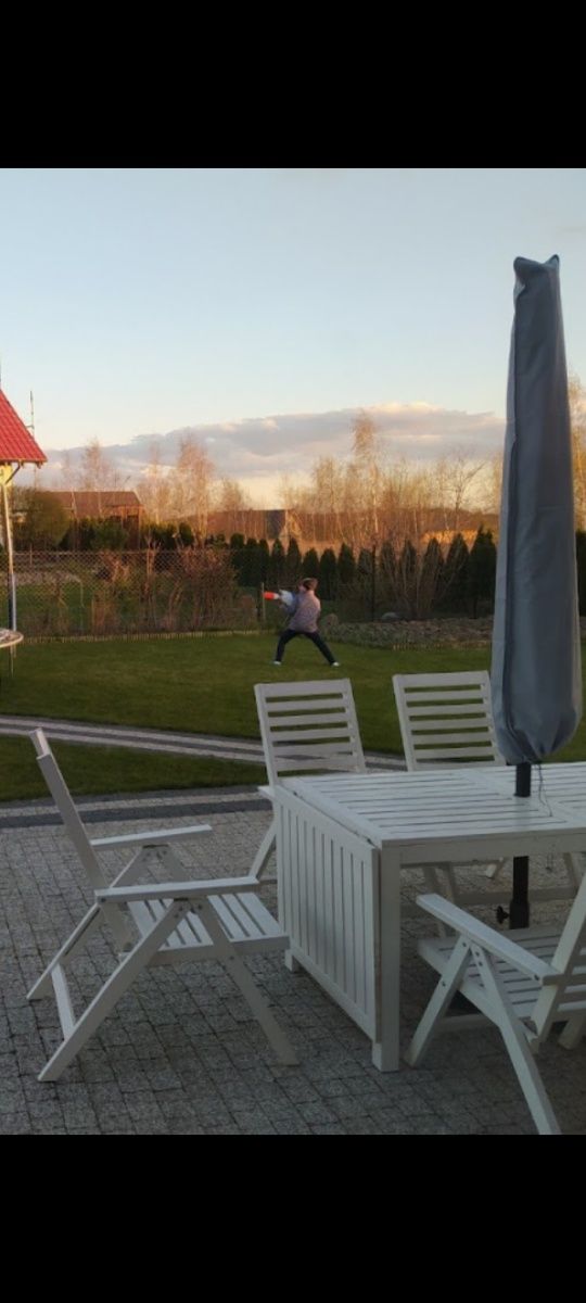 Meble ogrodowe białe stół krzesła taras Ikea NÄMMARÖ