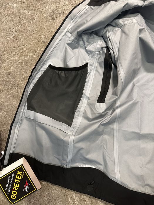 Куртка arcteryx alpha sv 7 ветровка мембранка gore tex gorpcore
