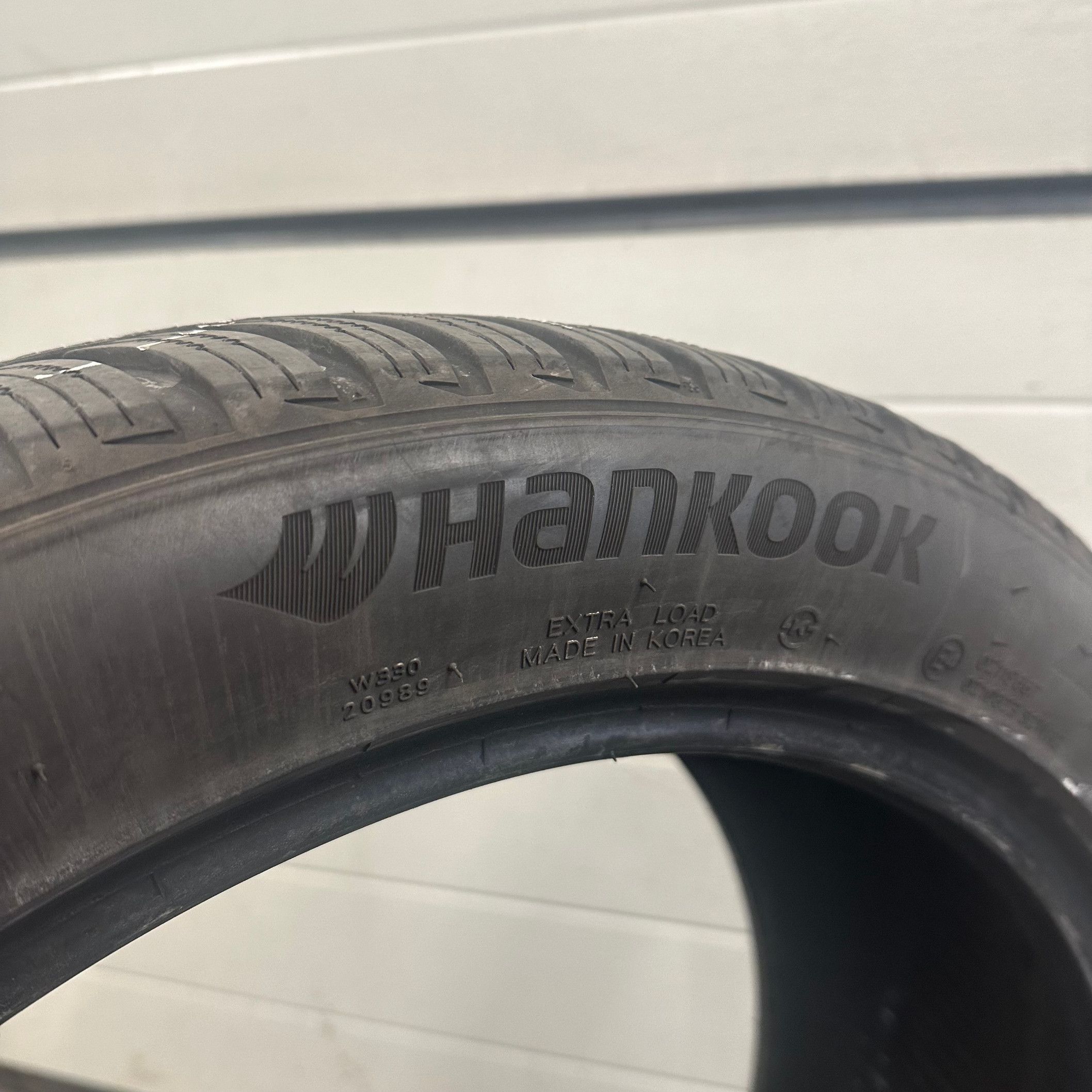 Opona Hankook Winter i*cept evo3 - 245/45/19