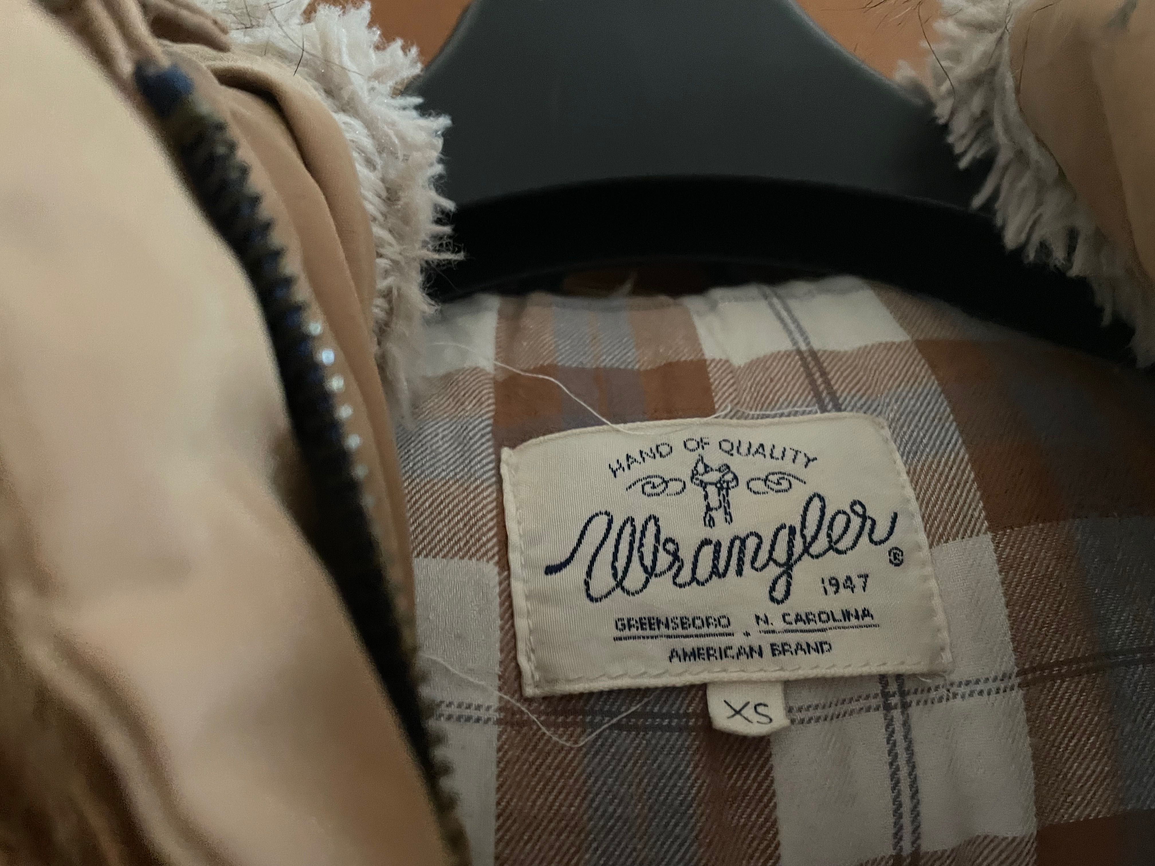 Kurtka damska parka wrangler XS camelowa