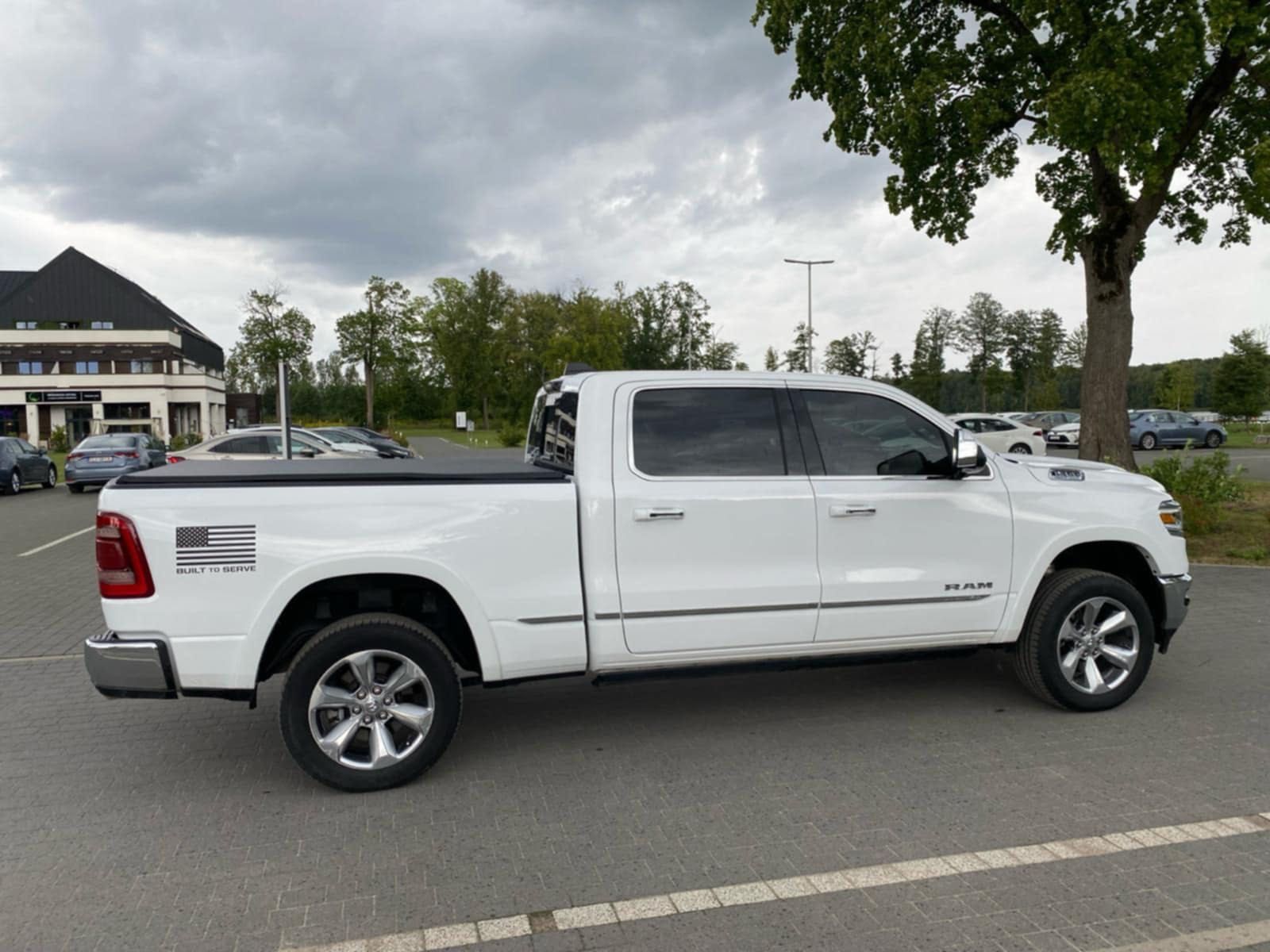 Dodge RAM 1500 5.7 HEMI