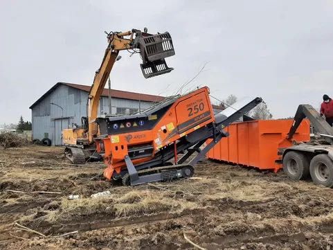 Wycinka drzew lasów karczowanie rebak utylizacja gałęzi skup drewna